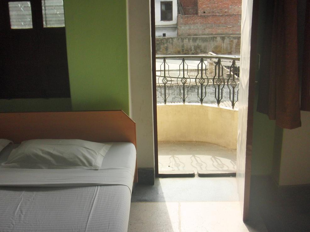 Shivakashi Guest House Varanasi Oda fotoğraf