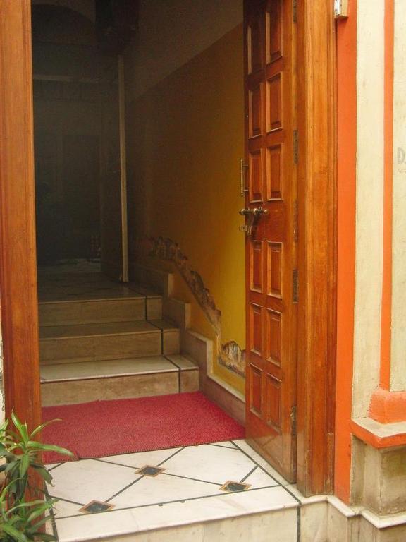 Shivakashi Guest House Varanasi Dış mekan fotoğraf